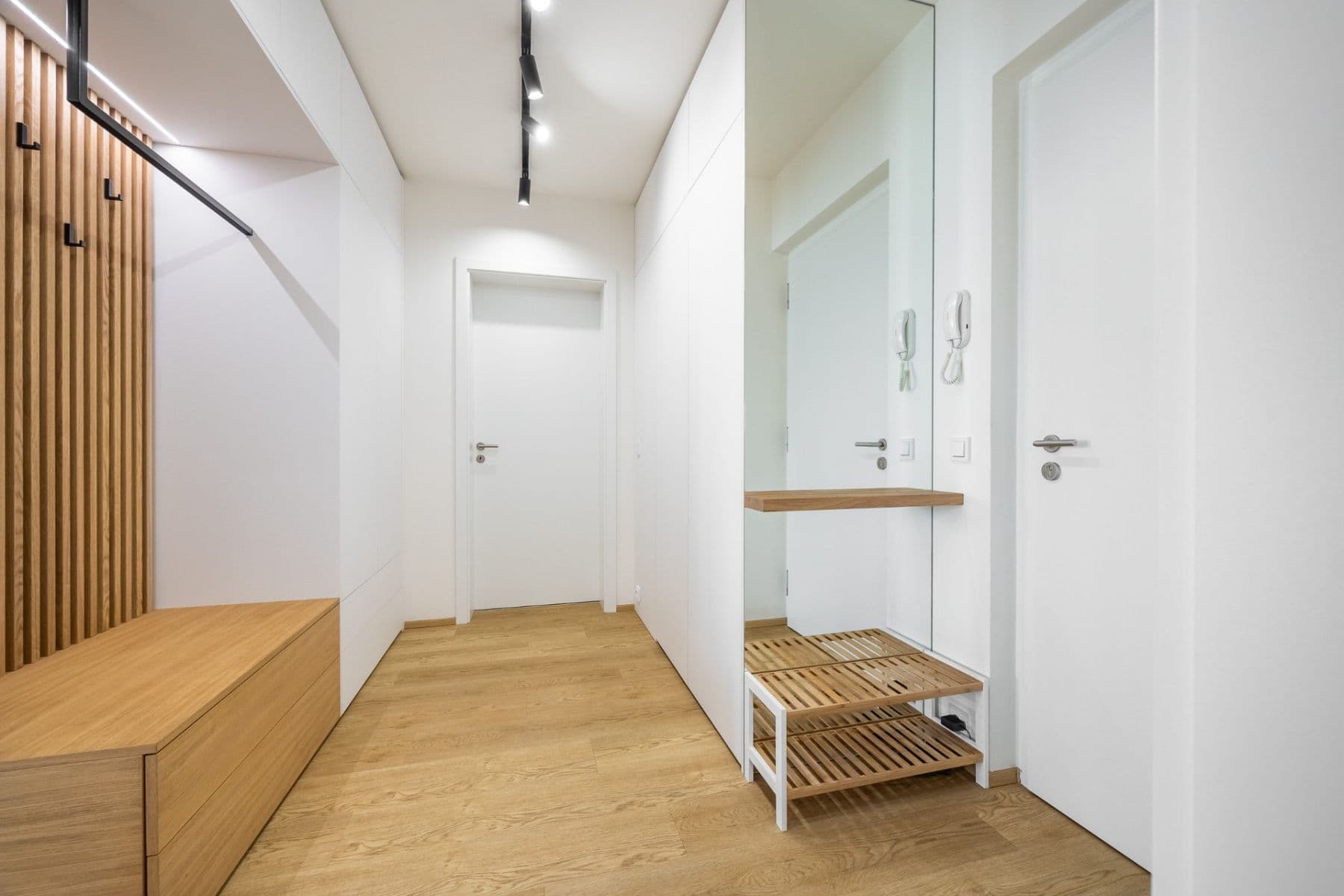 Predaj bytu 3-izbový 90 m², Hrašeho, Praha, Praha Predaj bytu 3-izbový 90 m², Hrašeho, Praha, Praha