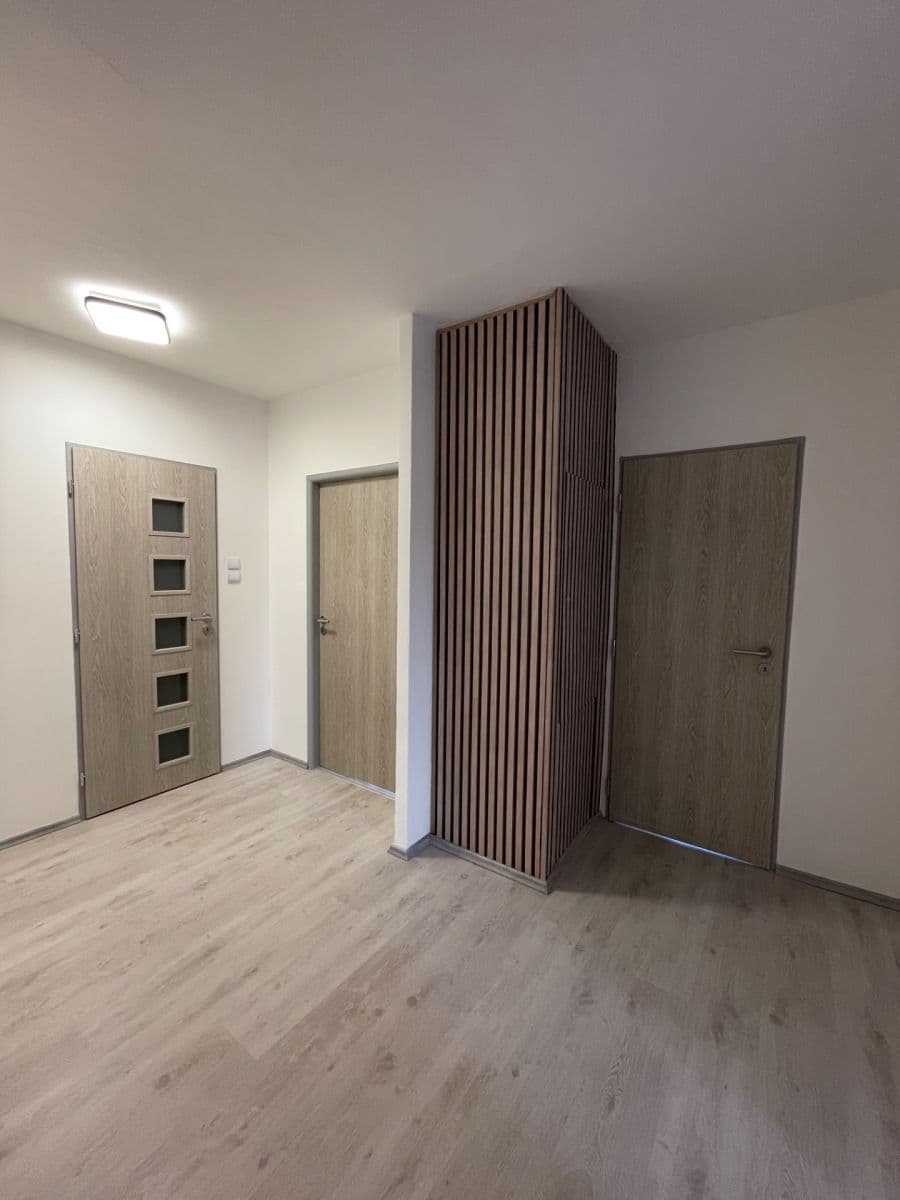Prenájom bytu 3-izbový 72 m², Lublinská, Praha, Praha Prenájom bytu 3-izbový 72 m², Lublinská, Praha, Praha