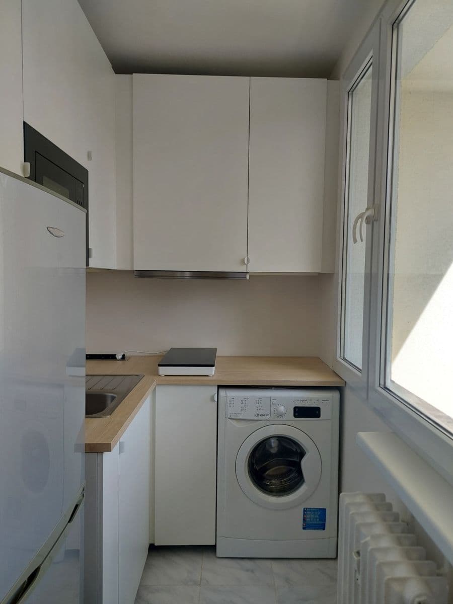 Prenájom bytu 1-izbový 26 m², Varnsdorfská, Praha, Praha Prenájom bytu 1-izbový 26 m², Varnsdorfská, Praha, Praha