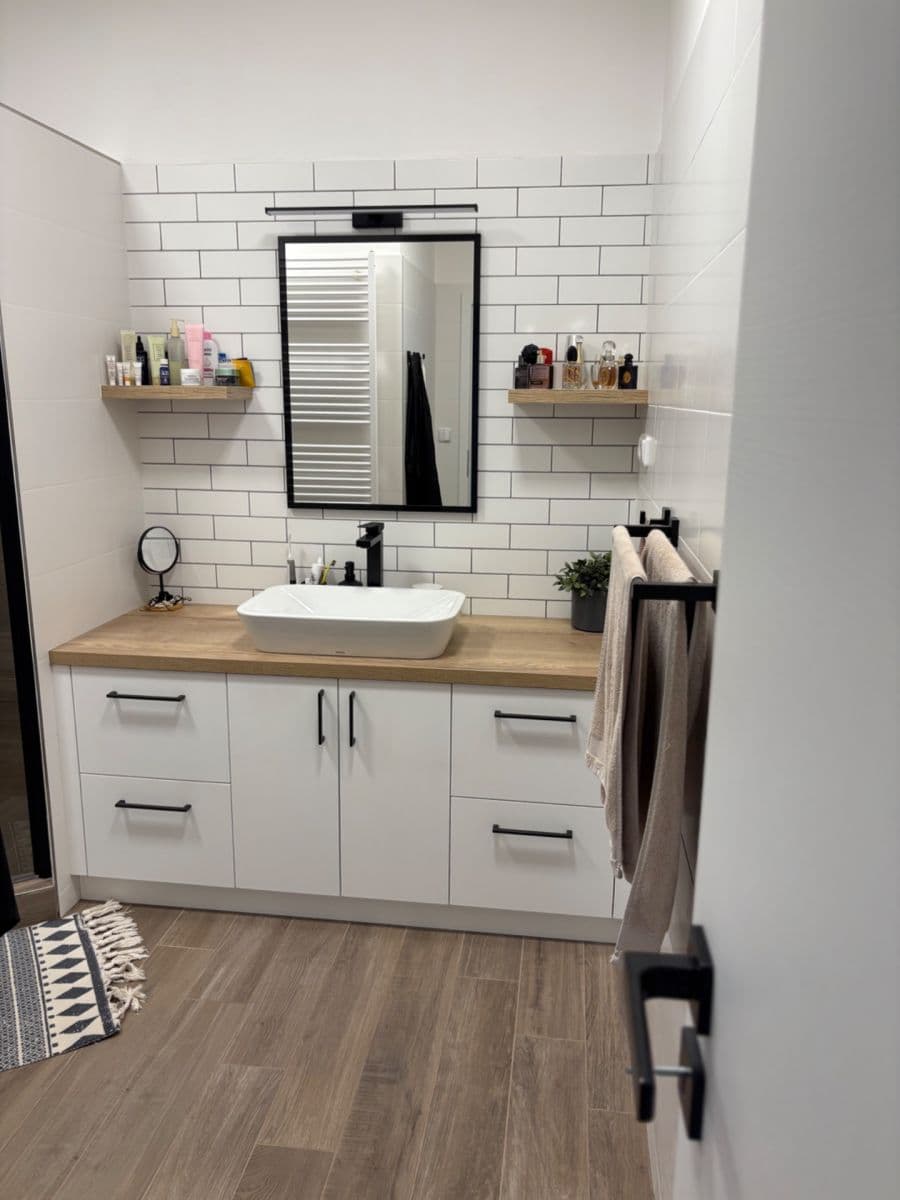 Prenájom bytu 2-izbový 62 m², Obránců míru, Třebíč, Kraj Vysočina Prenájom bytu 2-izbový 62 m², Obránců míru, Třebíč, Kraj Vysočina