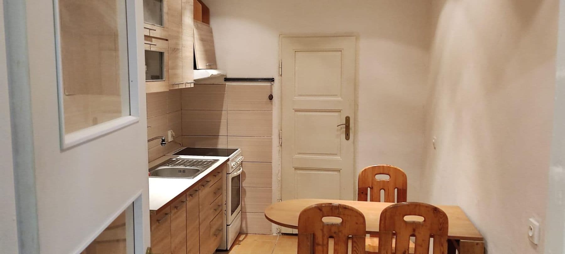 Predaj bytu 2-izbový 56 m², Dukelských hrdinů, Rakovník, Středočeský kraj Predaj bytu 2-izbový 56 m², Dukelských hrdinů, Rakovník, Středočeský kraj