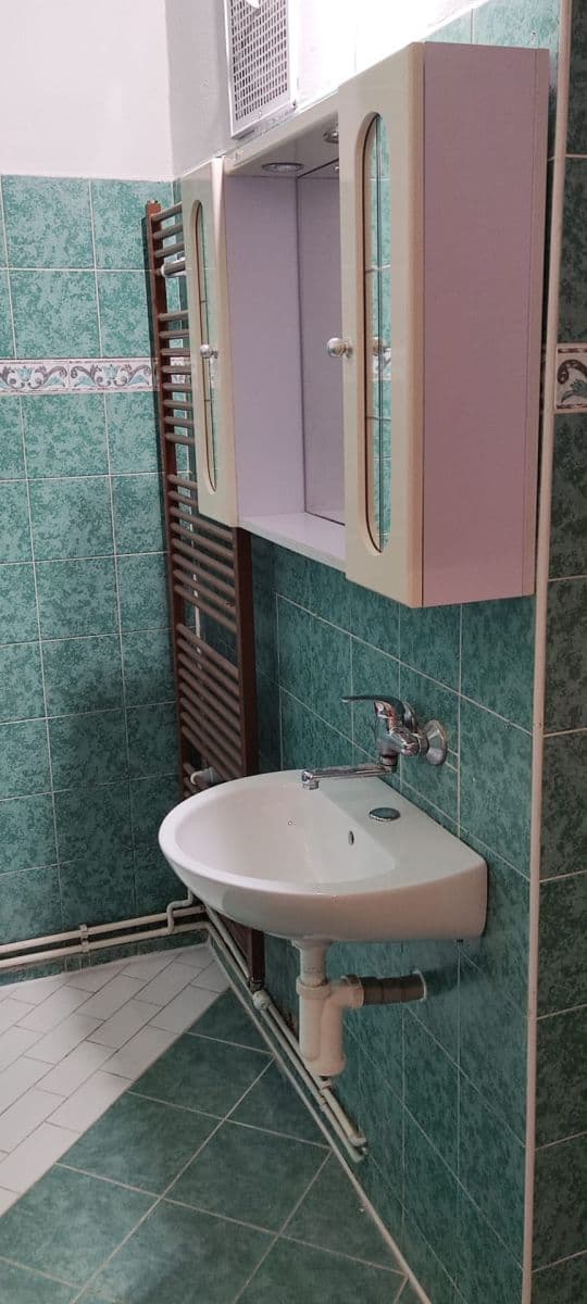 Predaj bytu 2-izbový 56 m², Dukelských hrdinů, Rakovník, Středočeský kraj Predaj bytu 2-izbový 56 m², Dukelských hrdinů, Rakovník, Středočeský kraj