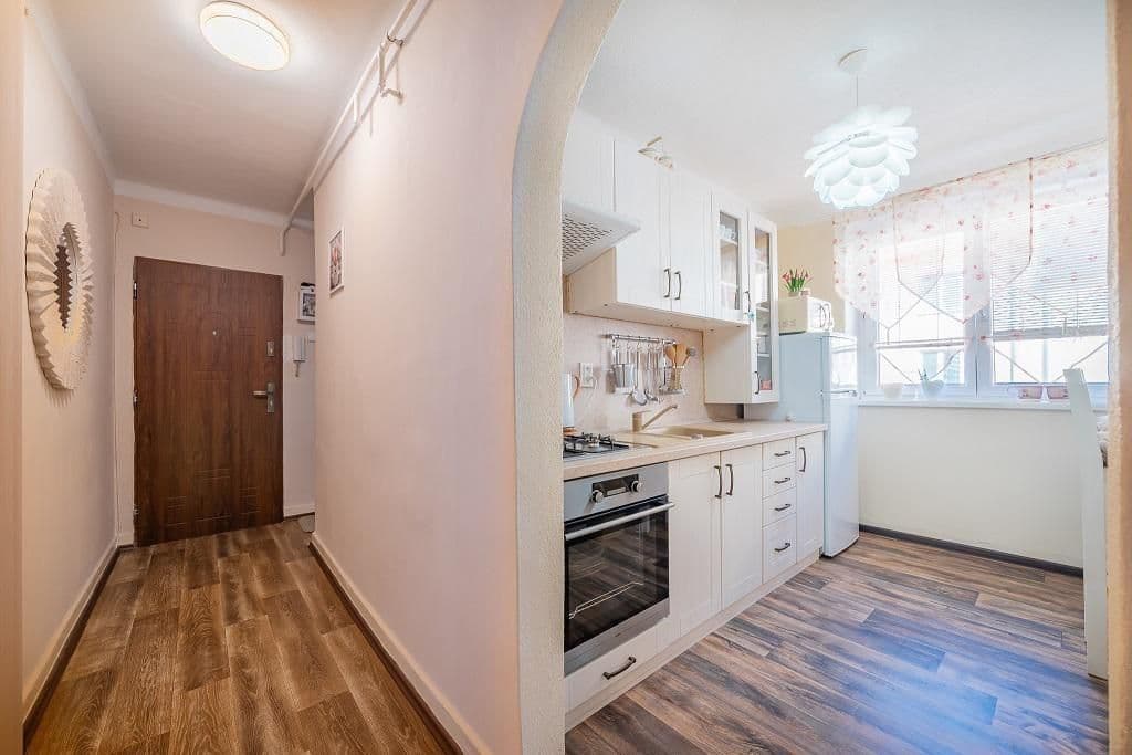 Prenájom bytu 2-izbový 61 m², Na Hradčanech, Cheb, Karlovarský kraj Prenájom bytu 2-izbový 61 m², Na Hradčanech, Cheb, Karlovarský kraj