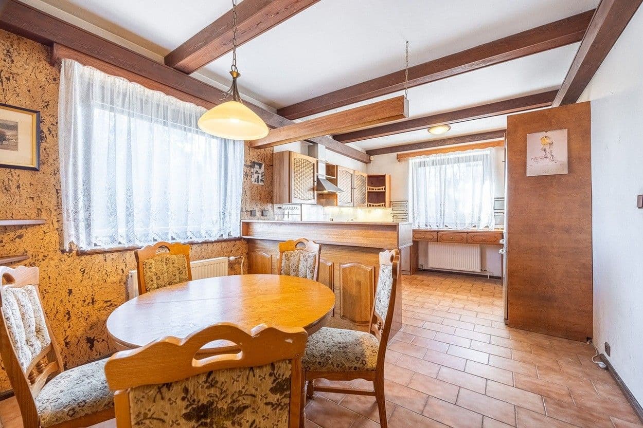 Predaj domu 330 m², pozemek 968 m², Lovčická, Praha, Praha Predaj domu 330 m², pozemek 968 m², Lovčická, Praha, Praha