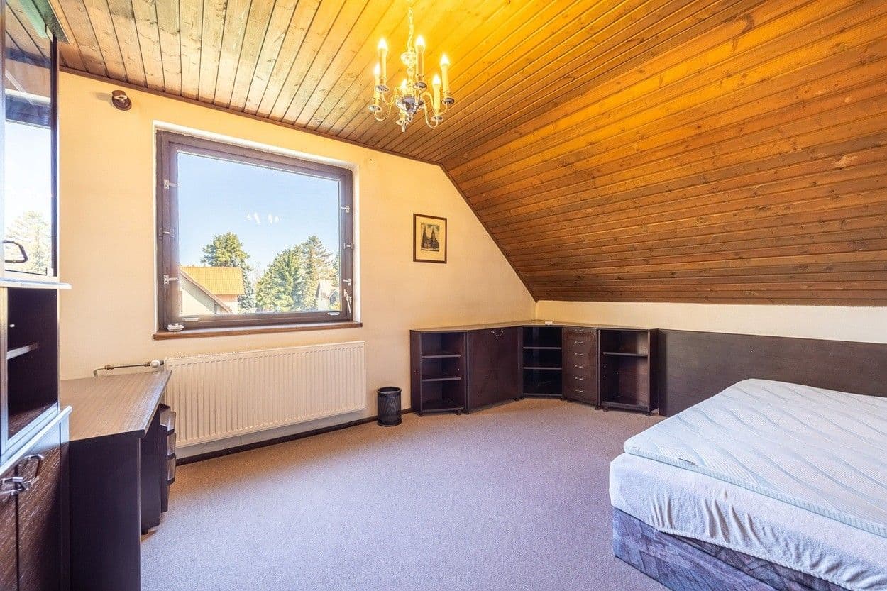 Predaj domu 330 m², pozemek 968 m², Lovčická, Praha, Praha Predaj domu 330 m², pozemek 968 m², Lovčická, Praha, Praha