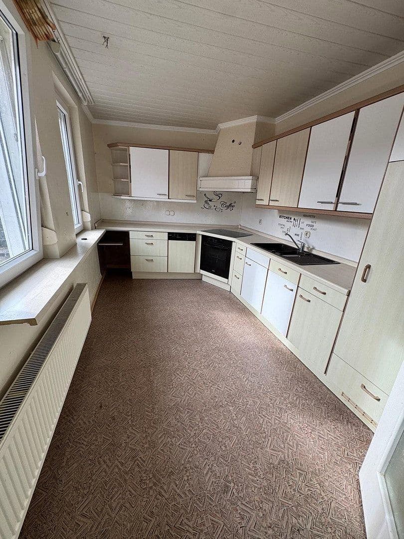 Prenájom bytu 4-izbový 115 m², Am Breiten 2, Delligsen, Dolné Sasko Prenájom bytu 4-izbový 115 m², Am Breiten 2, Delligsen, Dolné Sasko