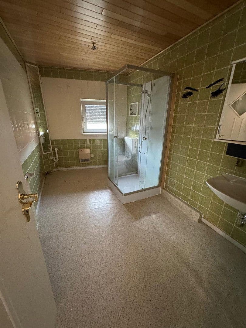 Prenájom bytu 4-izbový 115 m², Am Breiten 2, Delligsen, Dolné Sasko Prenájom bytu 4-izbový 115 m², Am Breiten 2, Delligsen, Dolné Sasko