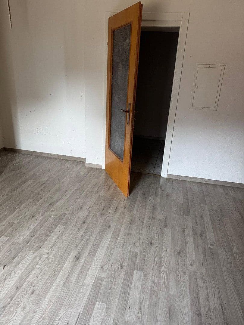 Prenájom bytu 3-izbový 111 m², Am Breiten 2, Delligsen, Dolné Sasko Prenájom bytu 3-izbový 111 m², Am Breiten 2, Delligsen, Dolné Sasko