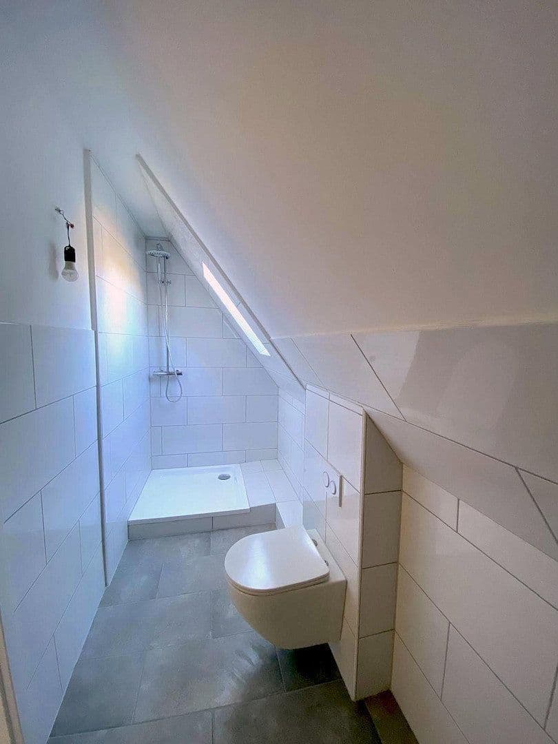 Prenájom bytu 3-izbový 90 m², Stade, Dolné Sasko Prenájom bytu 3-izbový 90 m², Stade, Dolné Sasko