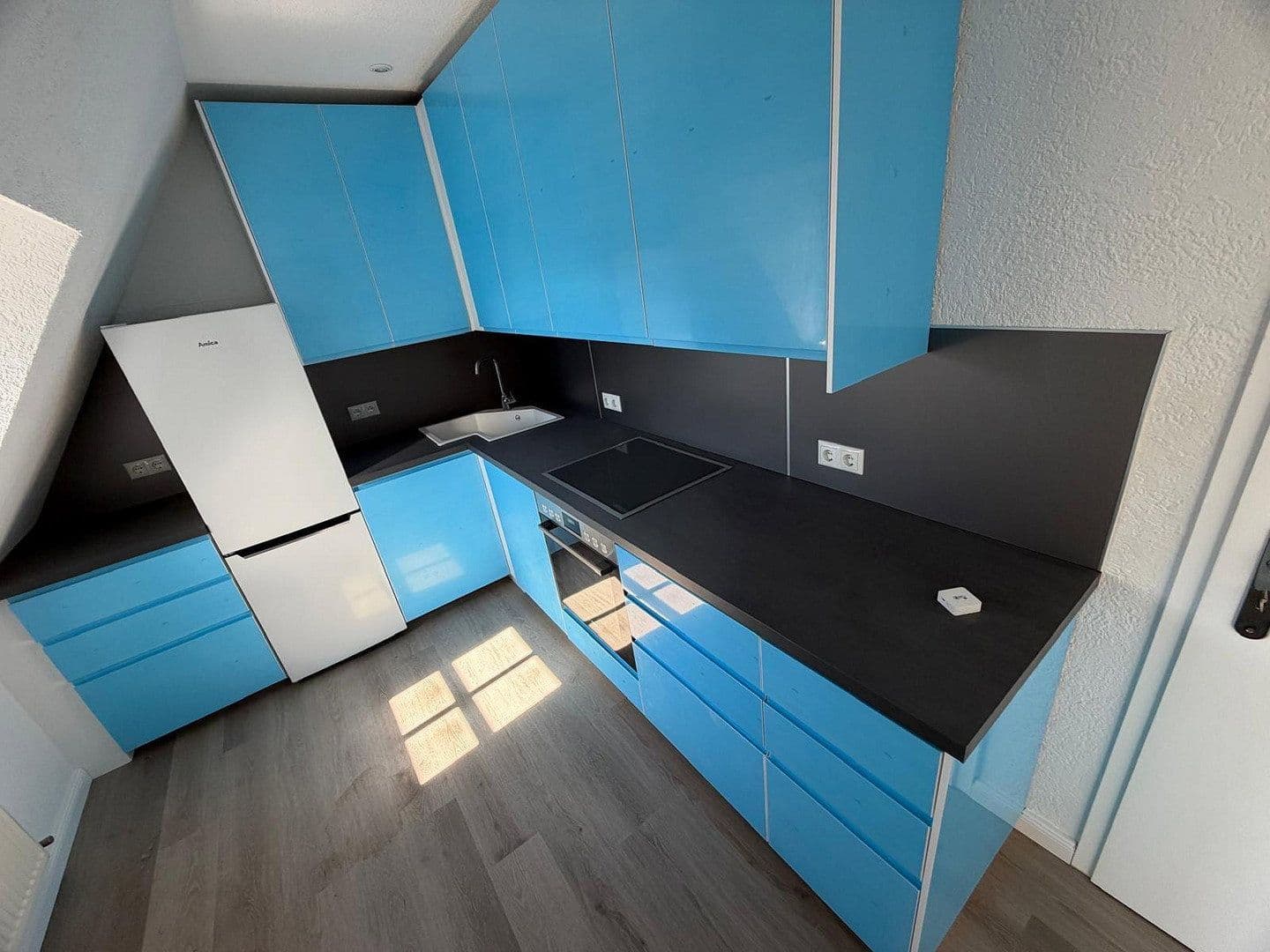 Prenájom bytu 3-izbový 128 m², Schmidtstraße 12, Rüdesheim am Rhein, Hesensko Prenájom bytu 3-izbový 128 m², Schmidtstraße 12, Rüdesheim am Rhein, Hesensko