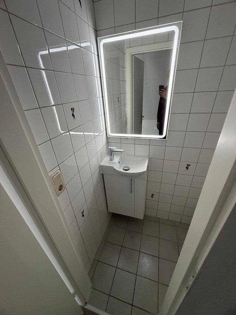 Prenájom bytu 3-izbový 128 m², Schmidtstraße 12, Rüdesheim am Rhein, Hesensko Prenájom bytu 3-izbový 128 m², Schmidtstraße 12, Rüdesheim am Rhein, Hesensko