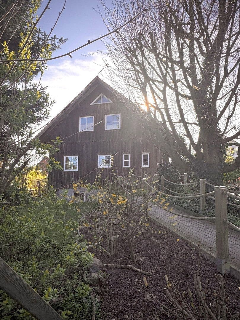 Predaj domu 144 m², pozemek 760 m², Hauptstr. 83, Appen, Šlezvicko-Holštajnsko Predaj domu 144 m², pozemek 760 m², Hauptstr. 83, Appen, Šlezvicko-Holštajnsko