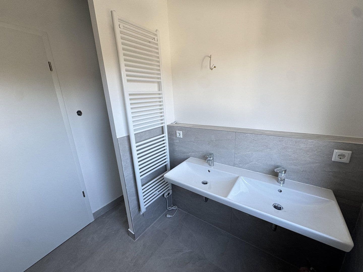 Predaj bytu 3-izbový 143 m², Kanalstraße 1a, Berlin, Berlín Predaj bytu 3-izbový 143 m², Kanalstraße 1a, Berlin, Berlín