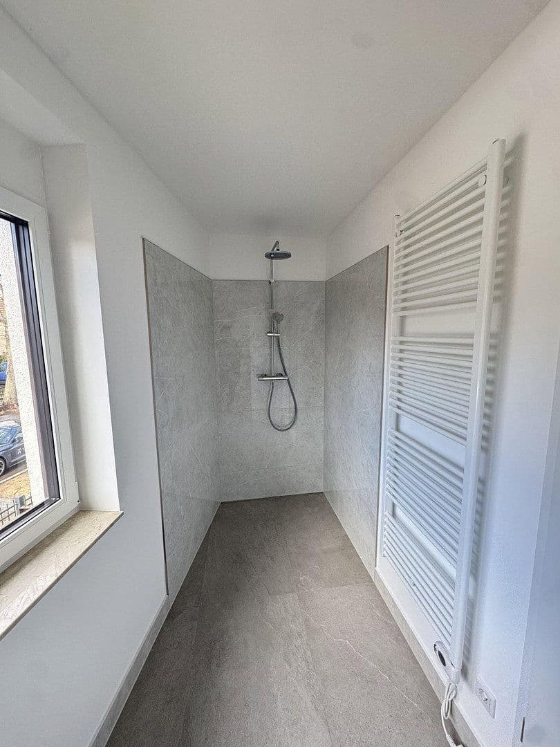 Predaj bytu 3-izbový 96 m², Kanalstraße 1a, Berlin, Berlín Predaj bytu 3-izbový 96 m², Kanalstraße 1a, Berlin, Berlín