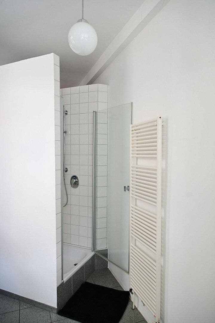 Prenájom kancelárie 282 m², Stuttgart, Bádensko-Wurttembersko Prenájom kancelárie 282 m², Stuttgart, Bádensko-Wurttembersko