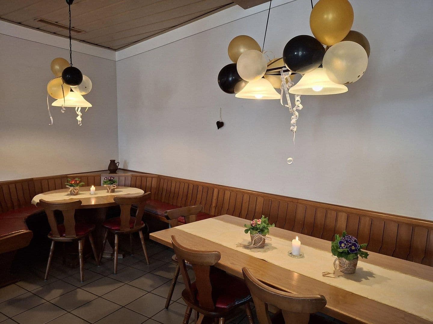 Prenájom nebytového priestoru 400 m², Untere Gasse 1, Velburg, Bavorsko Prenájom nebytového priestoru 400 m², Untere Gasse 1, Velburg, Bavorsko