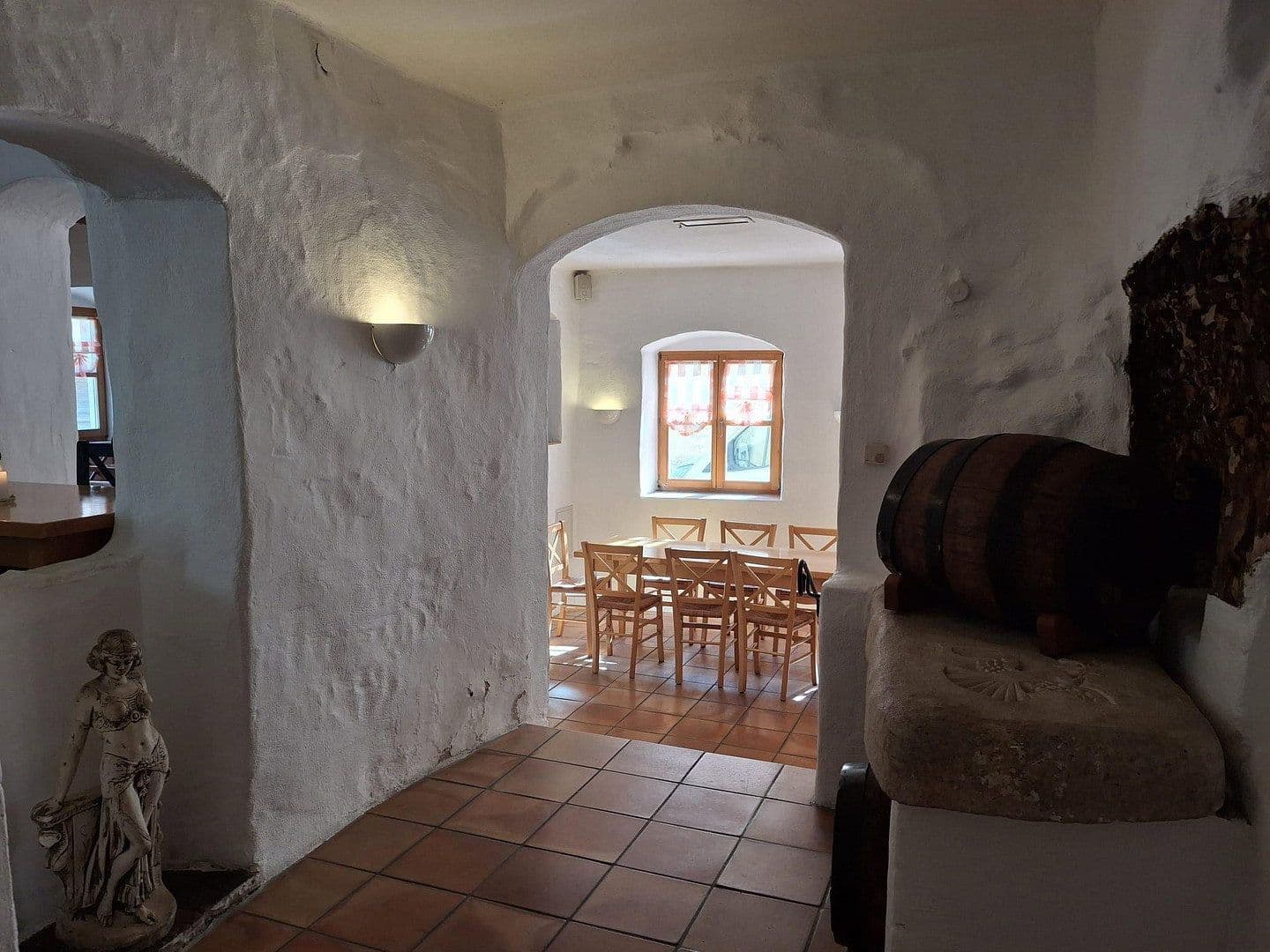 Prenájom nebytového priestoru 400 m², Untere Gasse 1, Velburg, Bavorsko Prenájom nebytového priestoru 400 m², Untere Gasse 1, Velburg, Bavorsko