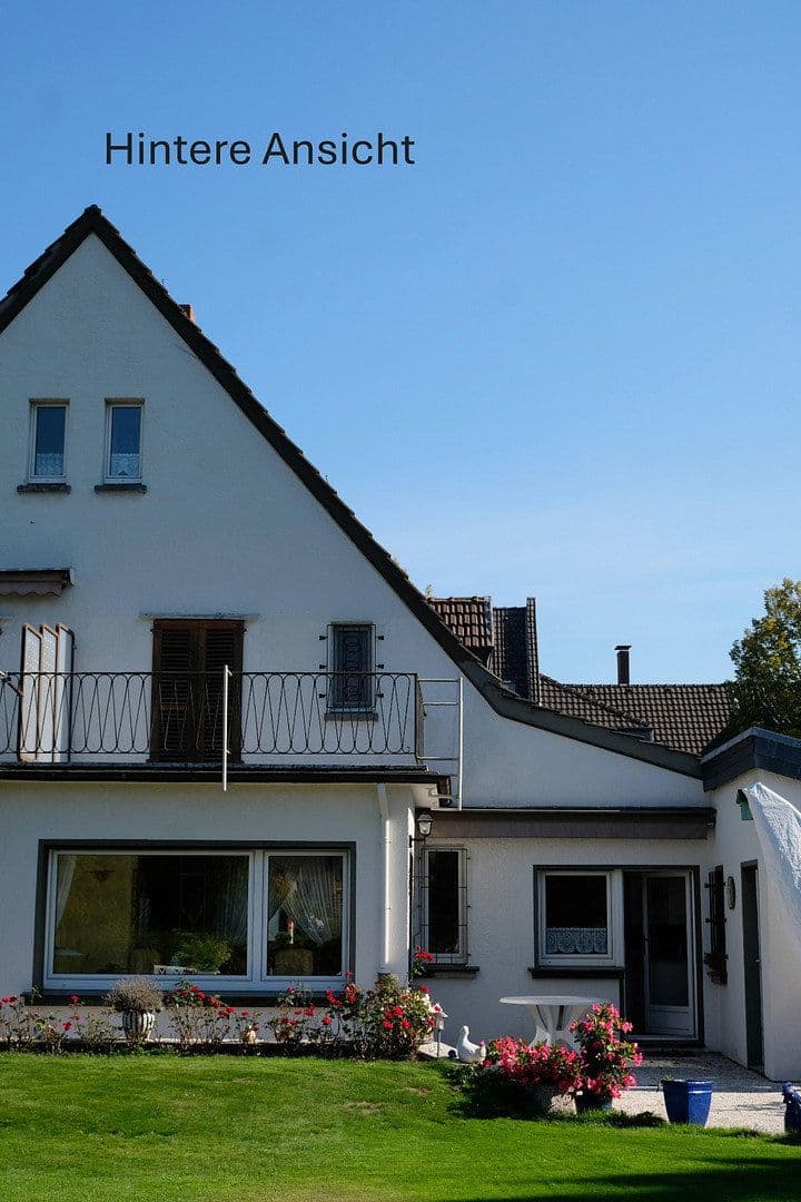 Predaj domu 124 m², pozemek 506 m², Duisburg, Severné Porýnie - Westfálsko Predaj domu 124 m², pozemek 506 m², Duisburg, Severné Porýnie - Westfálsko