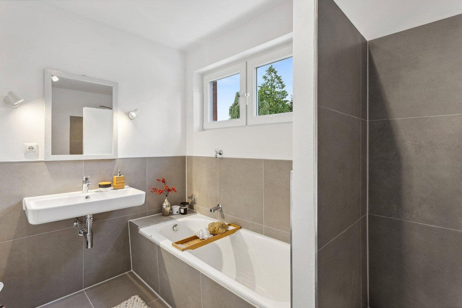 Predaj bytu 4-izbový 93 m², Bannewitz, Sasko Predaj bytu 4-izbový 93 m², Bannewitz, Sasko