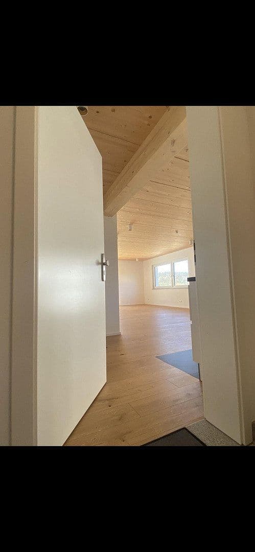 Prenájom bytu 3-izbový 95 m², Backnang, Bádensko-Wurttembersko Prenájom bytu 3-izbový 95 m², Backnang, Bádensko-Wurttembersko