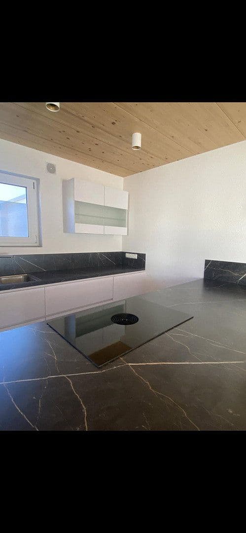 Prenájom bytu 3-izbový 95 m², Backnang, Bádensko-Wurttembersko Prenájom bytu 3-izbový 95 m², Backnang, Bádensko-Wurttembersko