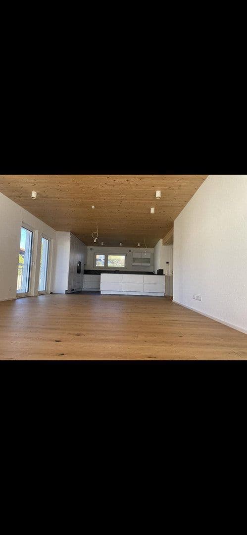 Prenájom bytu 3-izbový 95 m², Backnang, Bádensko-Wurttembersko Prenájom bytu 3-izbový 95 m², Backnang, Bádensko-Wurttembersko