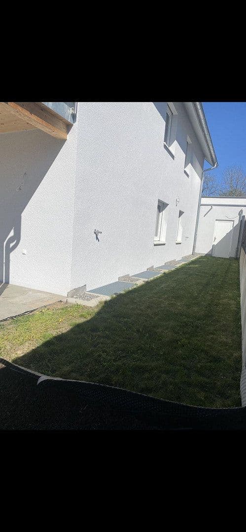 Prenájom bytu 3-izbový 95 m², Backnang, Bádensko-Wurttembersko Prenájom bytu 3-izbový 95 m², Backnang, Bádensko-Wurttembersko