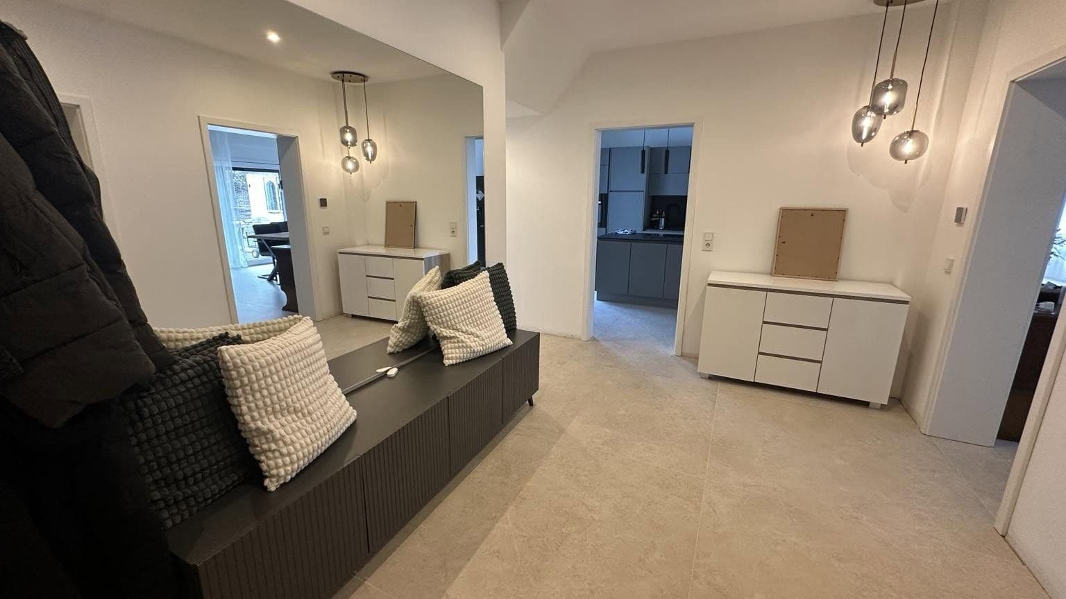 Predaj domu 437 m², pozemek 1.724 m², Hemer, Severné Porýnie - Westfálsko Predaj domu 437 m², pozemek 1.724 m², Hemer, Severné Porýnie - Westfálsko