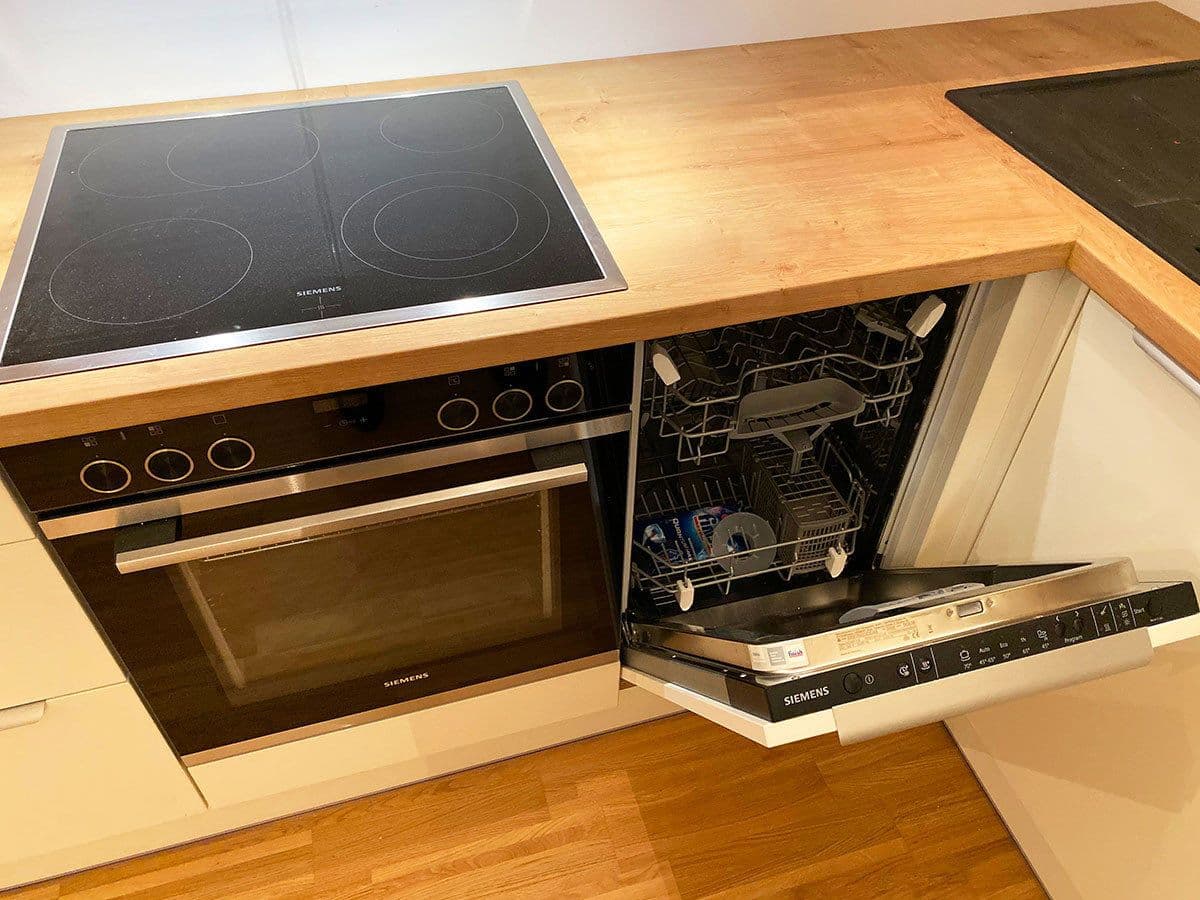 Prenájom bytu 2-izbový 52 m², Zeleborgasse 13, Wien, Viedeň Prenájom bytu 2-izbový 52 m², Zeleborgasse 13, Wien, Viedeň