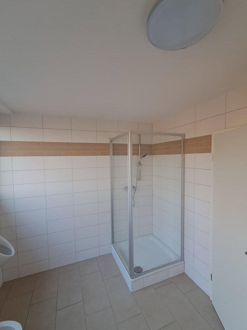 Prenájom bytu 3-izbový 100 m², Oberborsbacher Str. 19, Odenthal, Severné Porýnie - Westfálsko Prenájom bytu 3-izbový 100 m², Oberborsbacher Str. 19, Odenthal, Severné Porýnie - Westfálsko