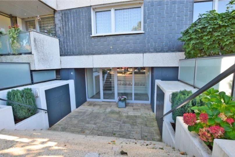 Prenájom bytu 2-izbový 96 m², Mielesheide 4, Essen, Severné Porýnie - Westfálsko Prenájom bytu 2-izbový 96 m², Mielesheide 4, Essen, Severné Porýnie - Westfálsko