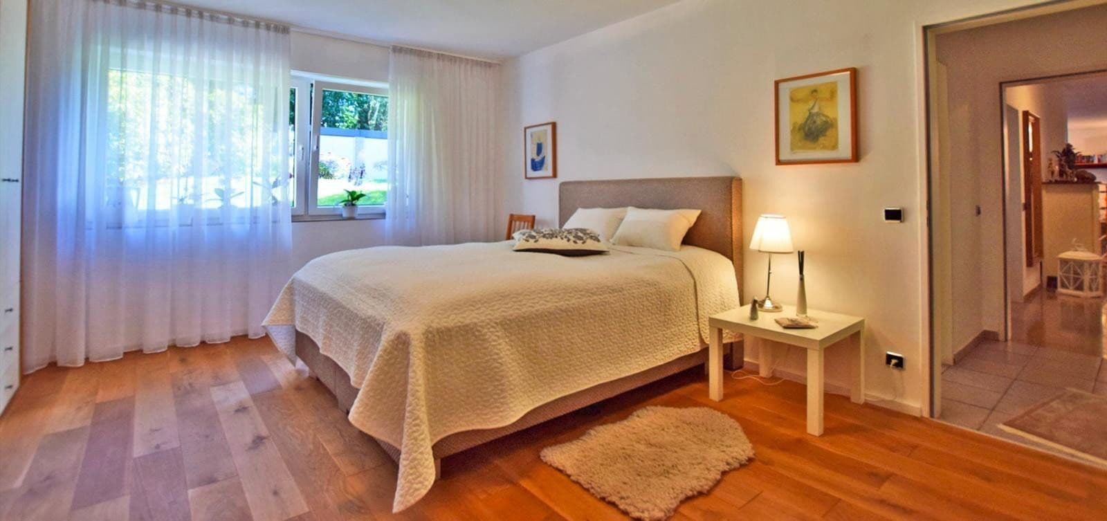 Prenájom bytu 2-izbový 96 m², Mielesheide 4, Essen, Severné Porýnie - Westfálsko Prenájom bytu 2-izbový 96 m², Mielesheide 4, Essen, Severné Porýnie - Westfálsko