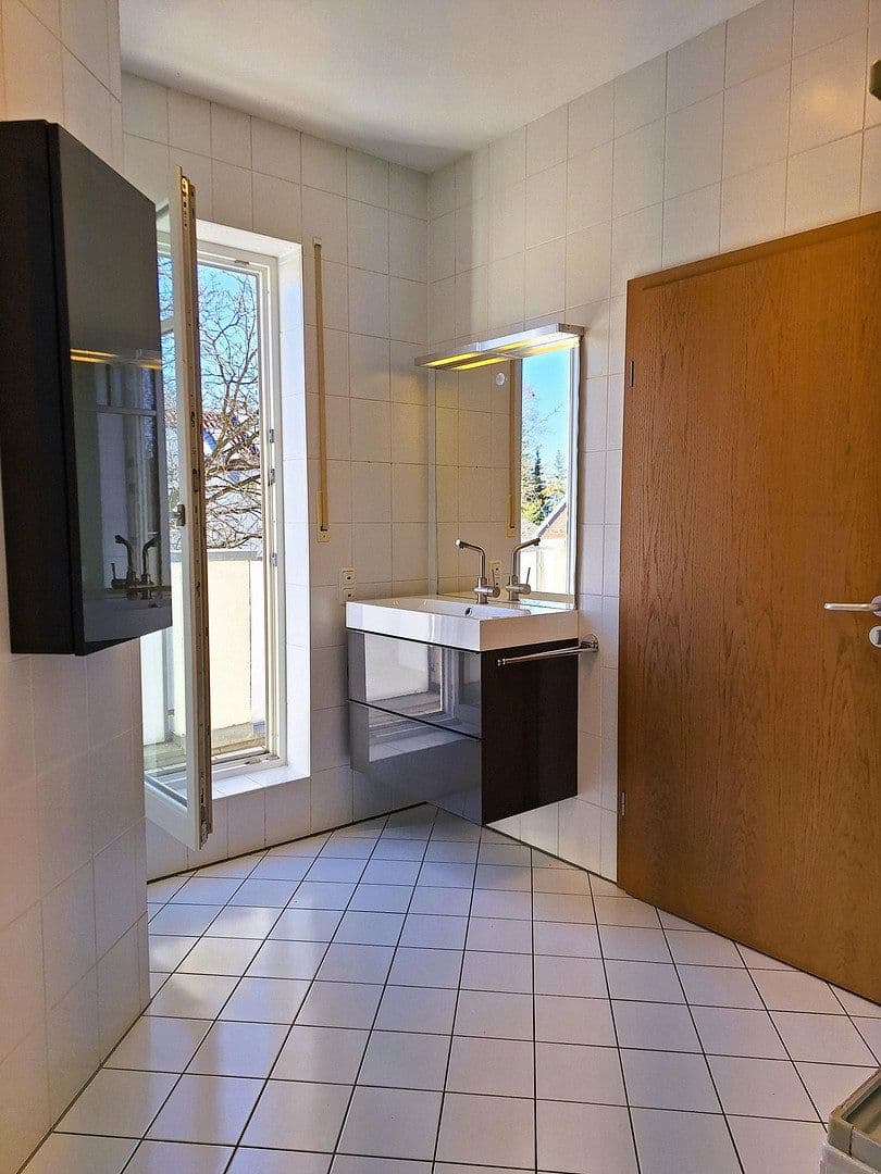 Predaj bytu 3-izbový 85 m², Erlbachstraße 9b, München, Bavorsko Predaj bytu 3-izbový 85 m², Erlbachstraße 9b, München, Bavorsko