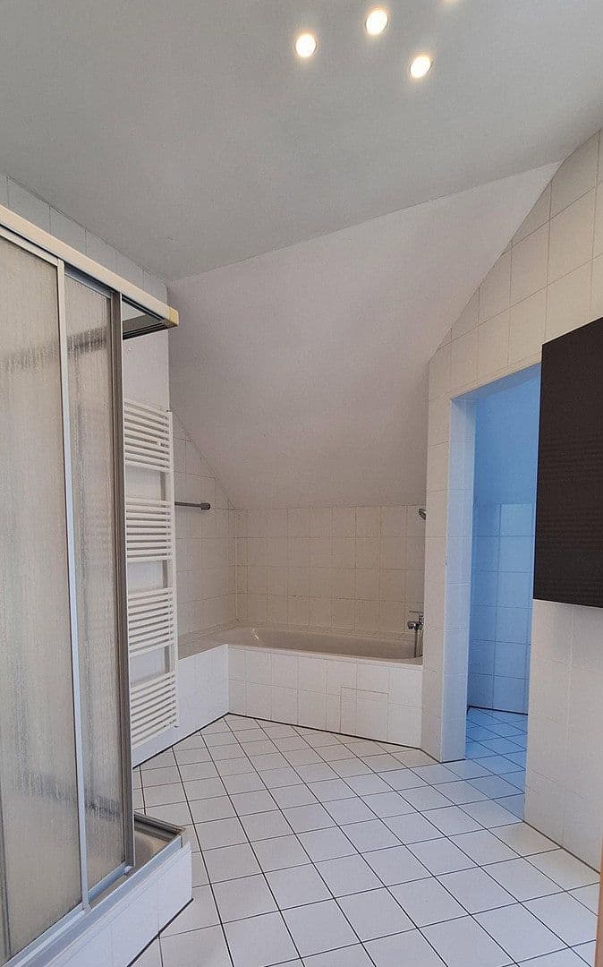 Predaj bytu 3-izbový 85 m², Erlbachstraße 9b, München, Bavorsko Predaj bytu 3-izbový 85 m², Erlbachstraße 9b, München, Bavorsko