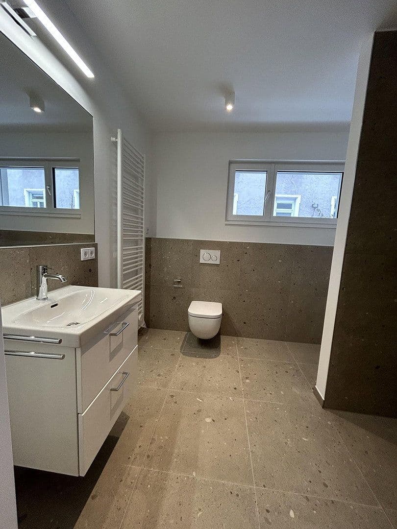 Prenájom bytu 2-izbový 59 m², Kidlerstraße 20a, München, Bavorsko Prenájom bytu 2-izbový 59 m², Kidlerstraße 20a, München, Bavorsko