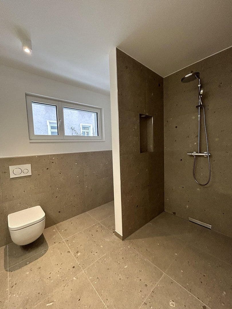 Prenájom bytu 2-izbový 59 m², Kidlerstraße 20a, München, Bavorsko Prenájom bytu 2-izbový 59 m², Kidlerstraße 20a, München, Bavorsko