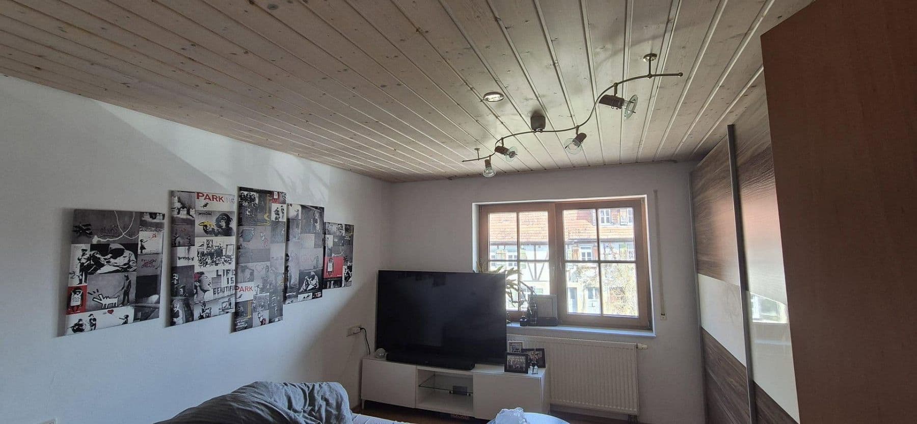 Prenájom domu 160 m², pozemek 326 m², Rottenburg am Neckar, Bádensko-Wurttembersko Prenájom domu 160 m², pozemek 326 m², Rottenburg am Neckar, Bádensko-Wurttembersko