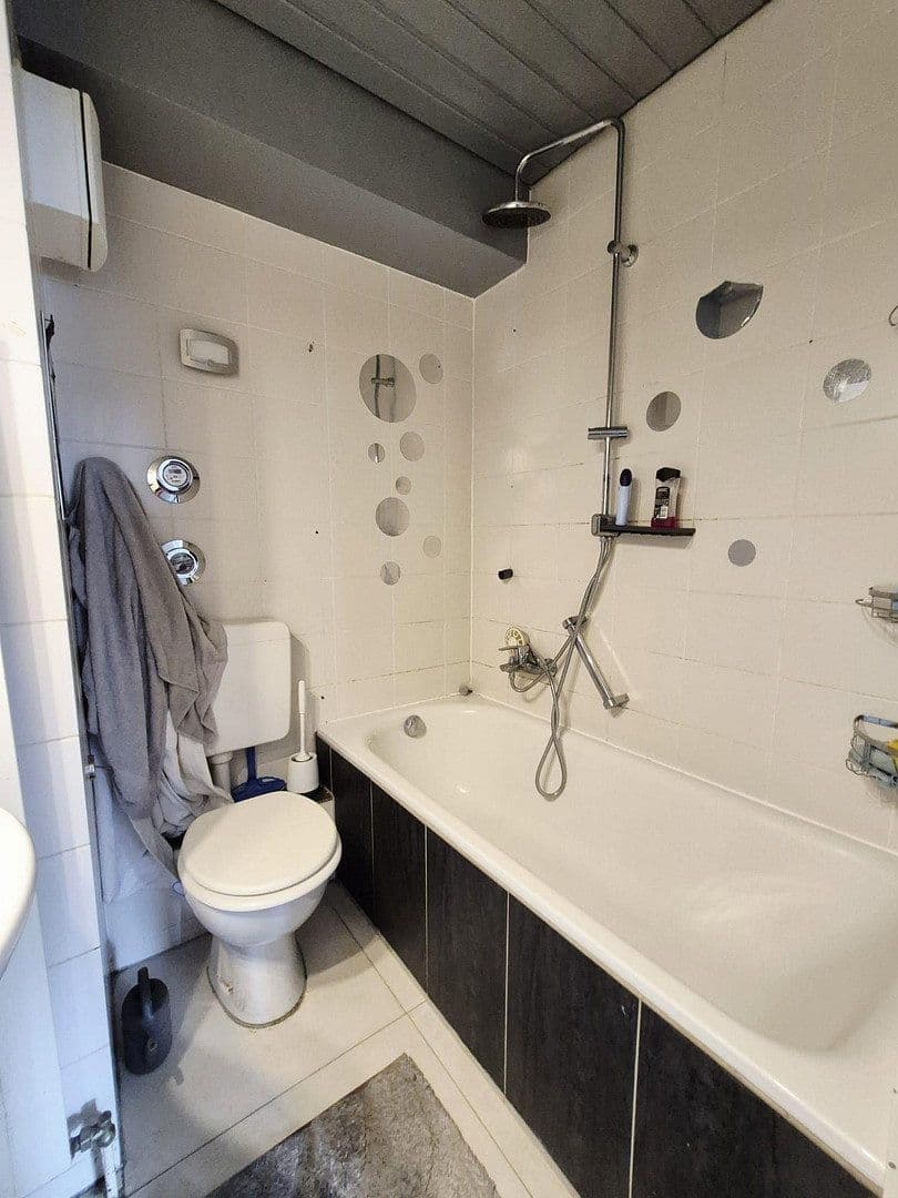 Prenájom bytu 1-izbový 42 m², Dietzenbach, Hesensko Prenájom bytu 1-izbový 42 m², Dietzenbach, Hesensko