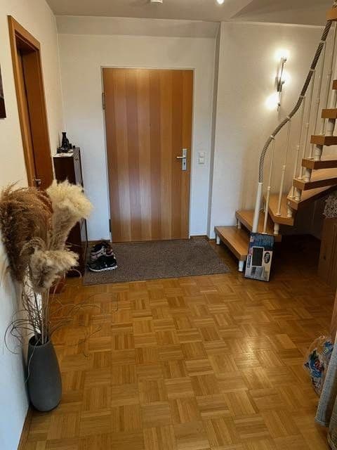 Prenájom bytu 4-izbový 121 m², Marktplatz 12, Schwaikheim, Bádensko-Wurttembersko Prenájom bytu 4-izbový 121 m², Marktplatz 12, Schwaikheim, Bádensko-Wurttembersko