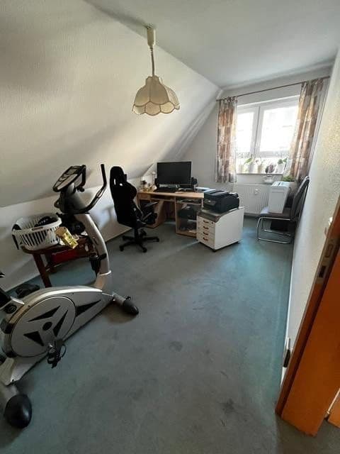 Prenájom bytu 4-izbový 121 m², Marktplatz 12, Schwaikheim, Bádensko-Wurttembersko Prenájom bytu 4-izbový 121 m², Marktplatz 12, Schwaikheim, Bádensko-Wurttembersko