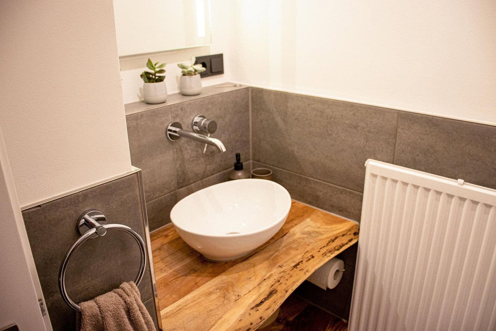 Prenájom bytu 1-izbový 19 m², L2 9, Mannheim, Bádensko-Wurttembersko Prenájom bytu 1-izbový 19 m², L2 9, Mannheim, Bádensko-Wurttembersko