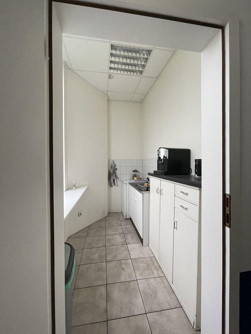 Prenájom kancelárie 275 m², Weihersfeld 34, Brüggen, Severné Porýnie - Westfálsko Prenájom kancelárie 275 m², Weihersfeld 34, Brüggen, Severné Porýnie - Westfálsko