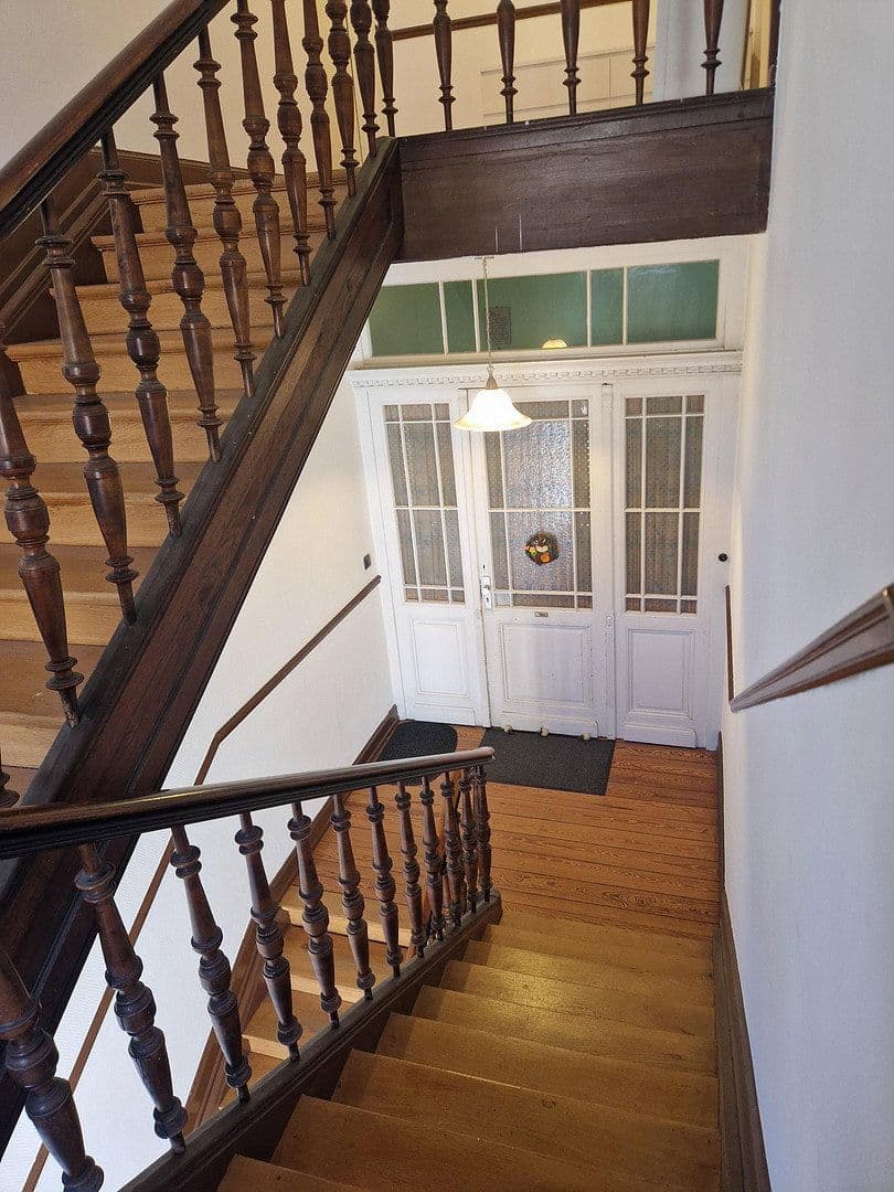 Prenájom bytu 5-izbový 130 m², Jahnstraße 29, Wiesbaden, Hesensko Prenájom bytu 5-izbový 130 m², Jahnstraße 29, Wiesbaden, Hesensko