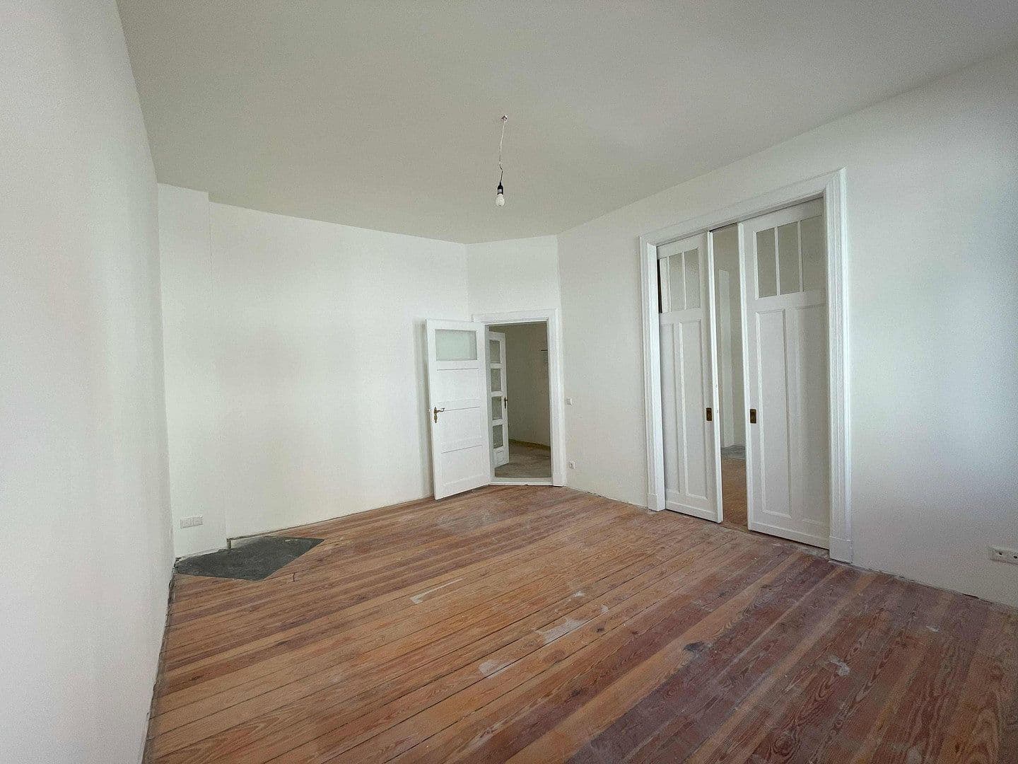 Prenájom bytu 3-izbový 85 m², Kiel, Šlezvicko-Holštajnsko Prenájom bytu 3-izbový 85 m², Kiel, Šlezvicko-Holštajnsko