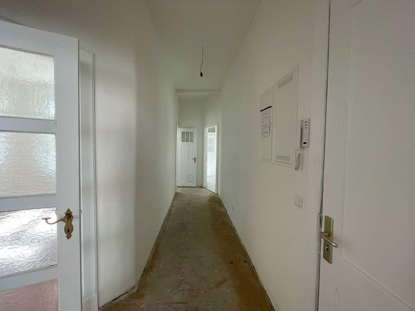 Prenájom bytu 3-izbový 85 m², Kiel, Šlezvicko-Holštajnsko Prenájom bytu 3-izbový 85 m², Kiel, Šlezvicko-Holštajnsko