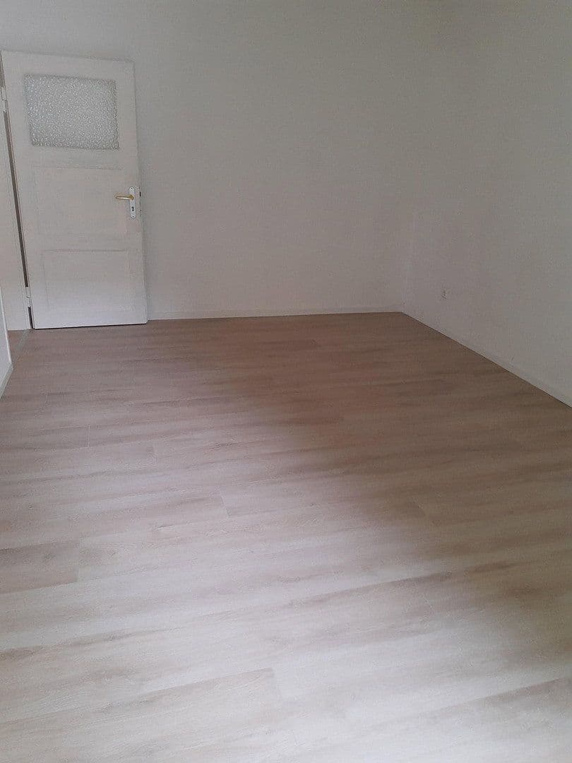 Prenájom bytu 4-izbový 106 m², Zweibrücken, Porýnie-Falcko Prenájom bytu 4-izbový 106 m², Zweibrücken, Porýnie-Falcko