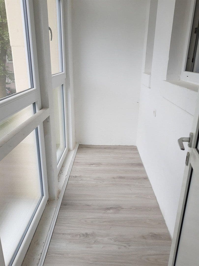 Prenájom bytu 4-izbový 106 m², Zweibrücken, Porýnie-Falcko Prenájom bytu 4-izbový 106 m², Zweibrücken, Porýnie-Falcko