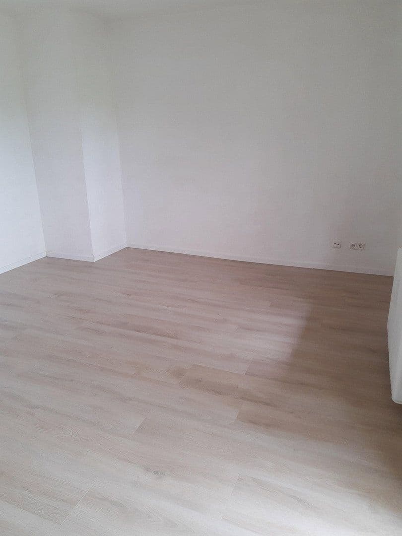 Prenájom bytu 4-izbový 106 m², Zweibrücken, Porýnie-Falcko Prenájom bytu 4-izbový 106 m², Zweibrücken, Porýnie-Falcko