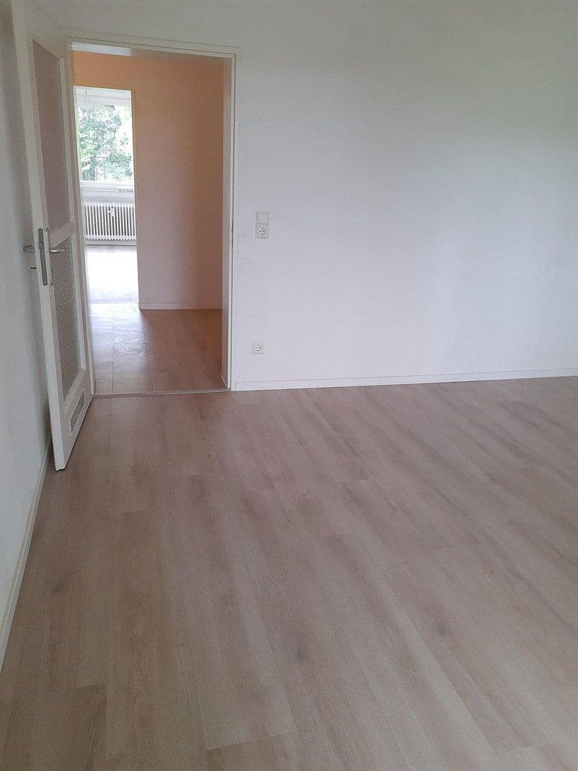 Prenájom bytu 4-izbový 106 m², Zweibrücken, Porýnie-Falcko Prenájom bytu 4-izbový 106 m², Zweibrücken, Porýnie-Falcko