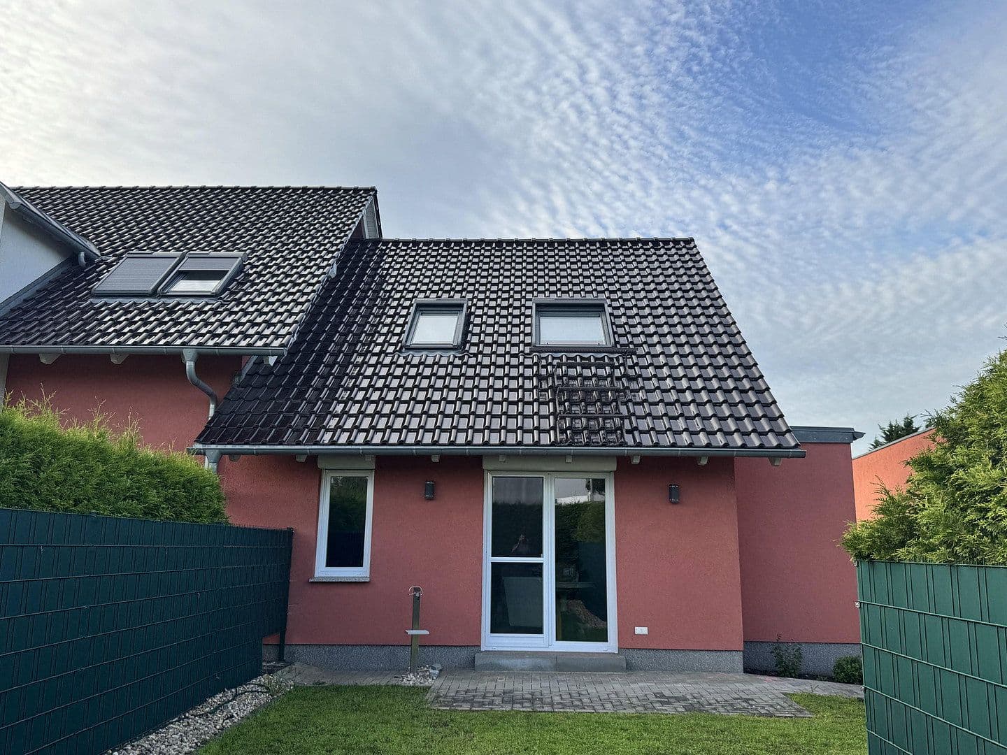 Predaj domu 239 m², pozemek 1.400 m², Lübben (Spreewald), Brandenbursko Predaj domu 239 m², pozemek 1.400 m², Lübben (Spreewald), Brandenbursko